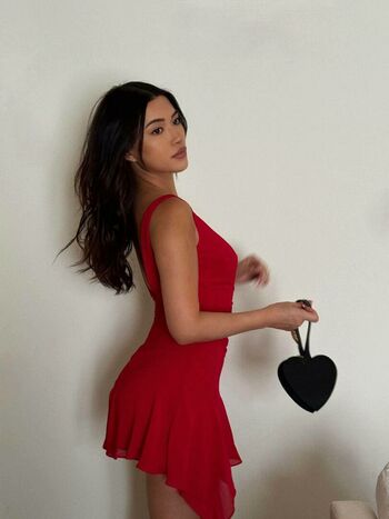 Julia Kelly
