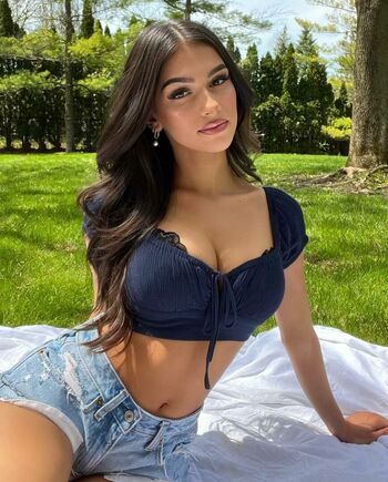 Julia Merekoulias
