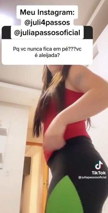 Julia Passos