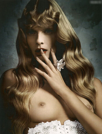 Julia Stegner