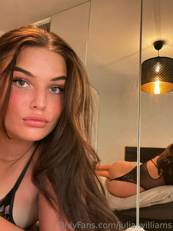 julia.williams