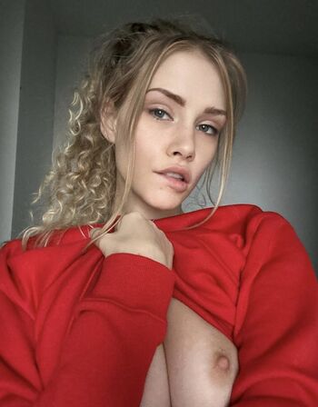 Juliaa420