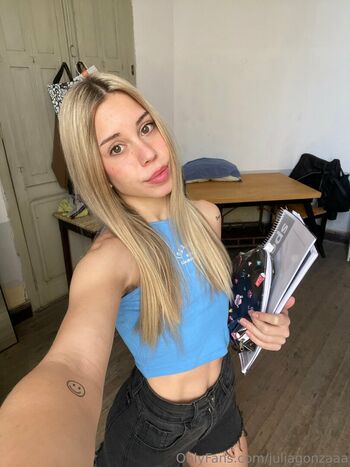 juliagonzaaa