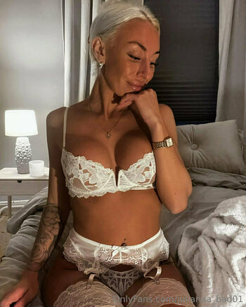 julianaa_bad01