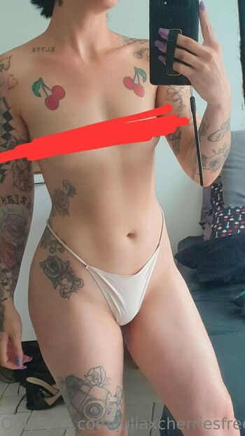 juliaxcherriesfree
