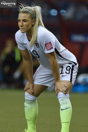Julie Ertz