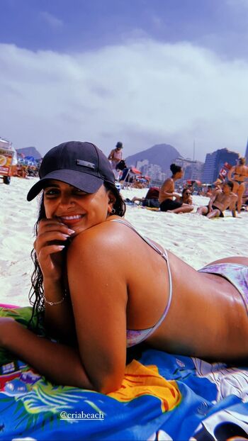 Julie Santos