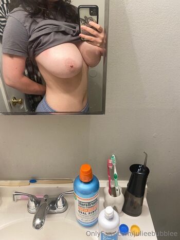 julieebubblee