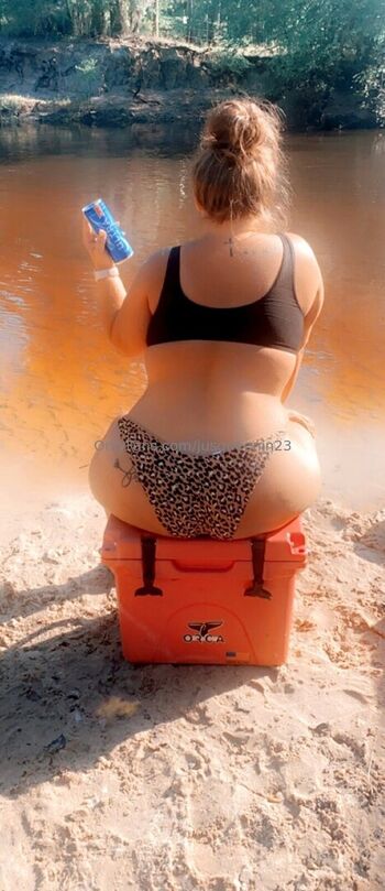 Jusqueenin23