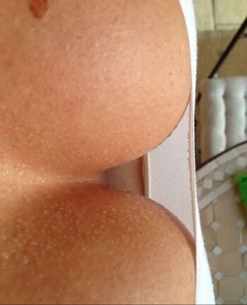 justcora76
