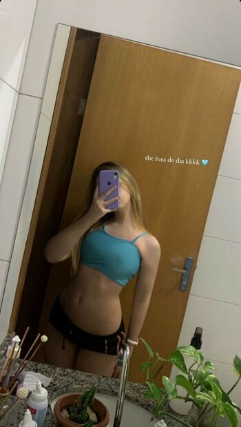 kaarolzx