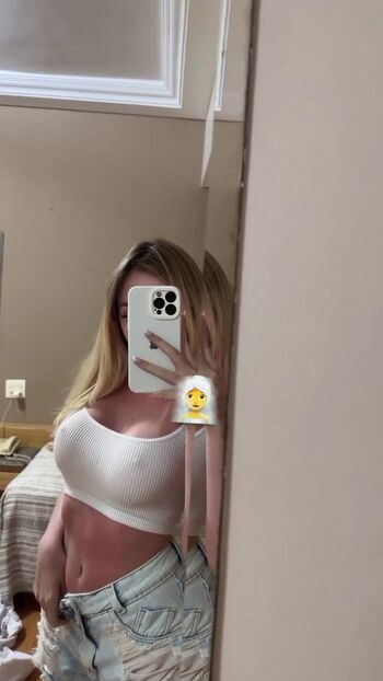 kaarolzx
