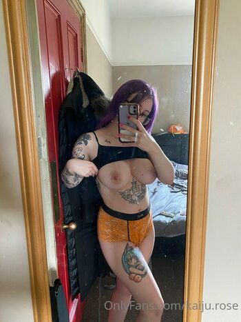 Kaiju_rose