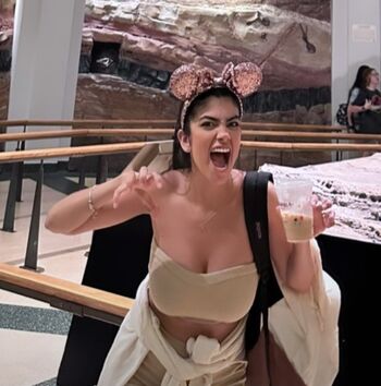 Kami Cosplayer
