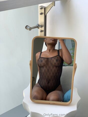 kamilahloves