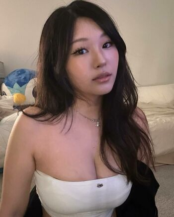 Kang Hee Yoon