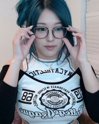 Kang Hee Yoon