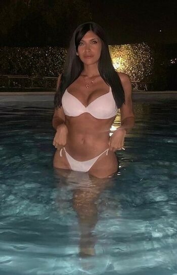 Karolina Surpi