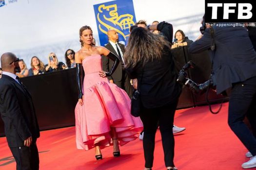 Kate Beckinsale