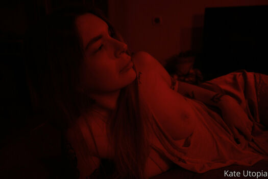 kate_utopiaa