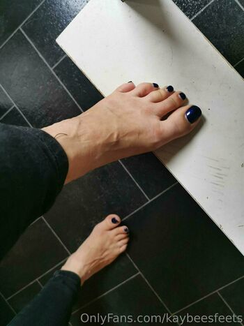 kaybeesfeets