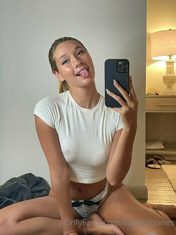kaylaazjones
