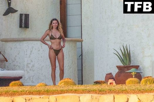 Keeley Hazell
