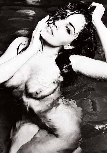Kelly Brook