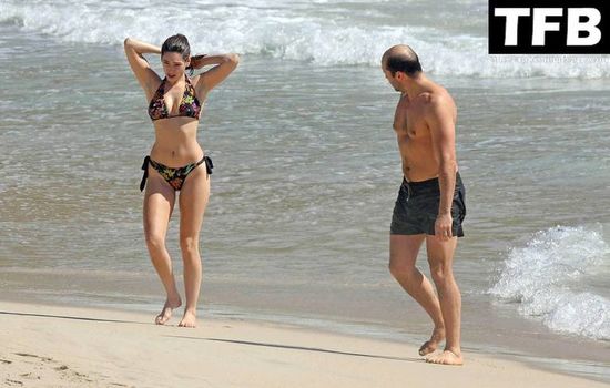 Kelly Brook