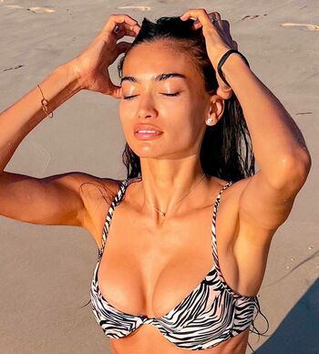 Kelly Gale