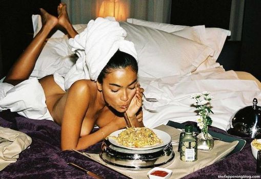 Kelly Gale