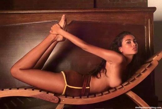Kelly Gale