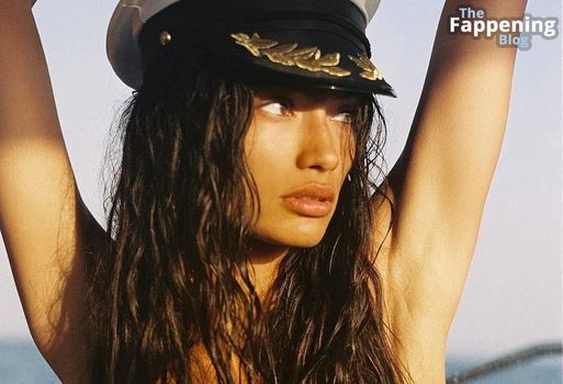 Kelly Gale