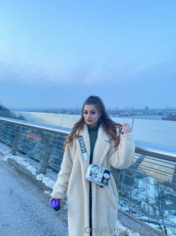 kelly_y