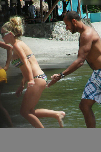 Kendra Wilkinson