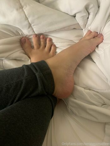kenziessmallfeet