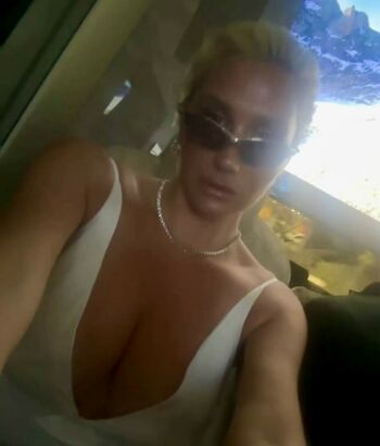 KeshaRose