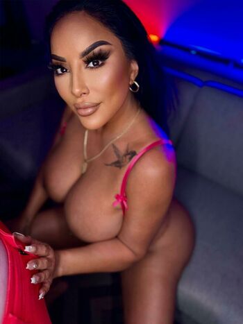Kiara Mia