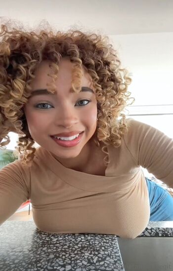 Kiara Peachy