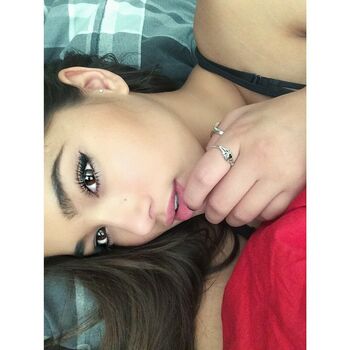 Kierra H Folsom