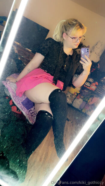 kiki_gothiccy