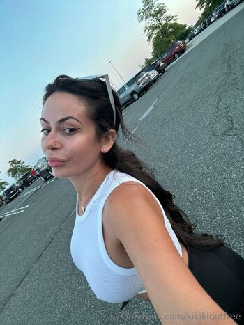 kikikloutfree