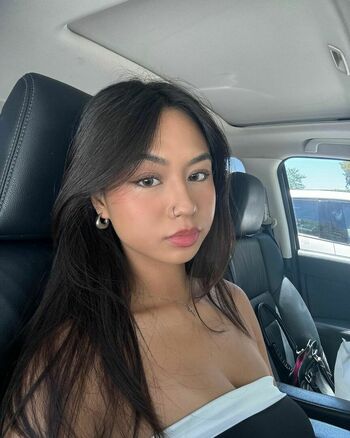 Kim Vuong