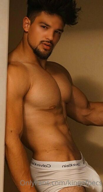 kingofpecs