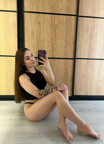 kinky_sophia