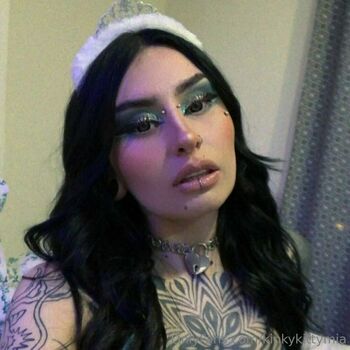 kinkykittymia
