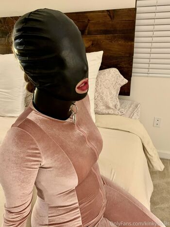kinkyviolet