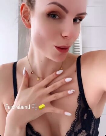 Kira Karambole