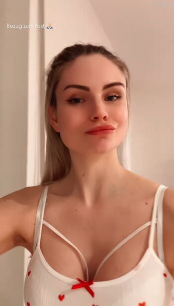 Kira Karambole