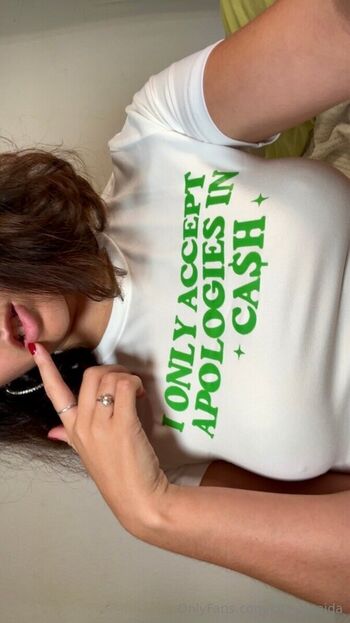 kira_oneida